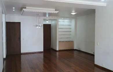 Imagem: O apartamento possui 4 Dormitórios, 3 Banheiros, 2 Vagas na