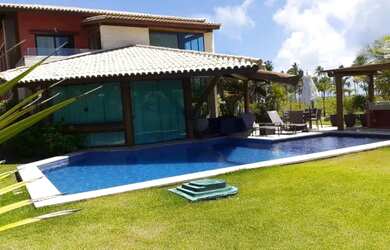 Imagem: A casa em condomínio possui 4 Dormitórios, 5 Banheiros, 4