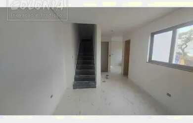 Imagem: A casa possui 2 Dormitórios, 3 Banheiros, 2 Vagas na garagem