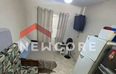 Imagem: A kitnet possui 1 Banheiro, 1 Vaga na garagem, 33m² de Área