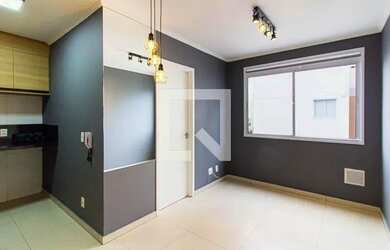 Imagem: O apartamento possui 2 Dormitórios, 1 Banheiro e 34m² de Área