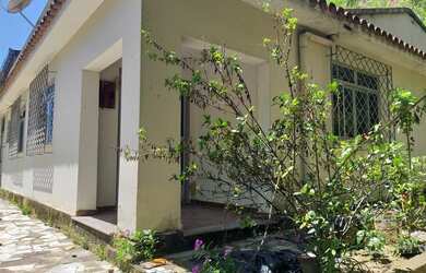 Imagem: A casa possui 2 Dormitórios, 1 Vaga na garagem e está localizado