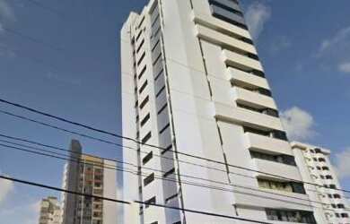 Imagem: O apartamento possui 3 Dormitórios, 1 Banheiro, 2 Vagas na