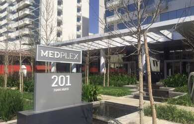 Imagem: O depósito possui 1 Vaga na garagem, 33m² de Área e está