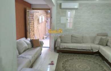 Imagem: A casa possui 3 Dormitórios, 2 Banheiros, 1 Vaga na garagem