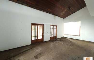 Imagem 3: Casa térrea na rua 4 dormitórios/suite, cozinha planejada