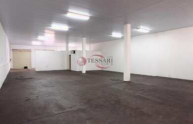 Imagem: O depósito possui 319m² de Área e está localizado em Centro