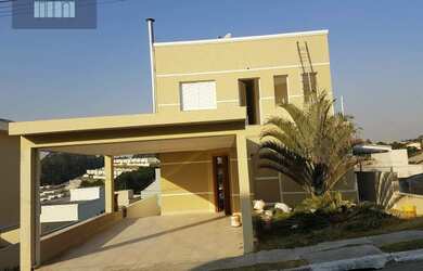 Imagem: A casa em condomínio possui 3 Dormitórios, 5 Banheiros, 3