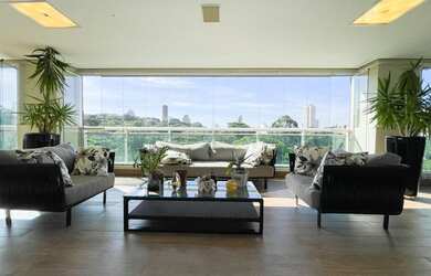 Imagem: O apartamento possui 4 Dormitórios, 5 Banheiros, 5 Vagas na