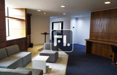 Imagem 10: Conjunto, 300 m² - venda por R$ 2.150.000,01 ou aluguel por R$ 13.000,01/mês...