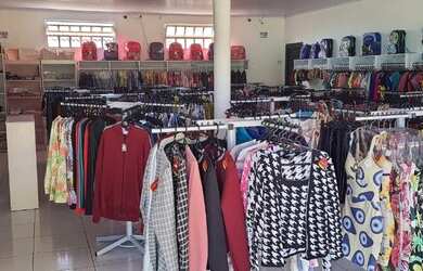 Imagem 2: Vendo ponto comercial com residência cidade de formoso mg rua Pedro Magalhães...