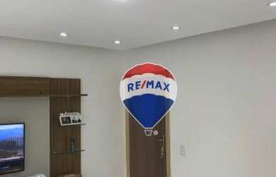 Imagem: A casa em condomínio possui 5 Dormitórios, 4 Banheiros, 3