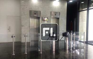 Imagem 2: Conjunto, 300 m² - venda por R$ 2.150.000,01 ou aluguel por R$ 13.000,01/mês...