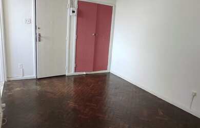 Imagem 5: Apartamento para venda possui 40 metros quadrados com 1 quarto em Catete...