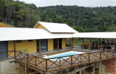 Imagem: A fazenda possui 1200m² de Área e está localizado em Domingos