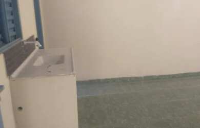 Imagem: A casa possui 1 Dormitório, 1 Banheiro e está localizado