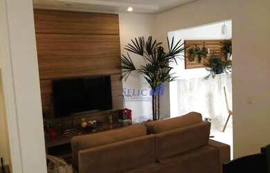 Imagem: A casa em condomínio possui 3 Dormitórios, 3 Banheiros, 2