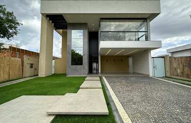 Imagem: A casa em condomínio possui 5 Dormitórios, 5 Banheiros, 4