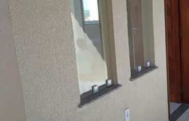 Imagem 2: Casa de aluguel 460$. Varanda, 200m² de Área, 2 Vagas na garageme2 Dormitórios