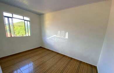 Imagem 5: Casa com 2 Quartos para Alugar em Almirante Tamandaré - PR