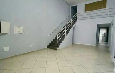 Imagem: O depósito possui 200m² de Área e está localizado em Vila