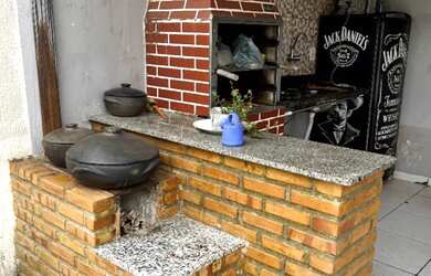 Imagem 7: Linda Casa à Venda - 2 Dormitórios Escritório com Banheiro Área Gourmet...