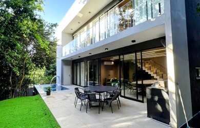 Imagem 2: Sobrado para aluguel e venda com 350 metros quadrados com 8 quartos em...