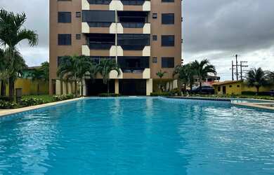 Imagem: O apartamento possui 4 Dormitórios, 3 Banheiros, 2 Vagas na