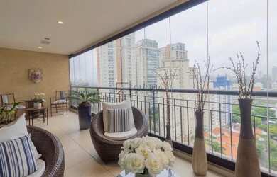 Imagem: O apartamento possui 3 Dormitórios, 5 Banheiros, 4 Vagas na