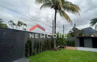 Imagem: Casa em Avenida Pernambuco - Indaiá - Caraguatatuba/SP