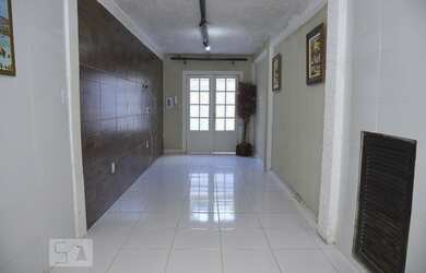 Imagem: A casa em condomínio possui 2 Dormitórios, 1 Banheiro, 90m²