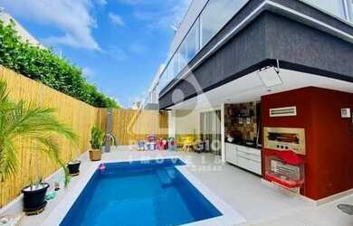 Imagem: A casa em condomínio possui 4 Dormitórios, 3 Banheiros, 2