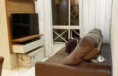 Imagem: O apartamento possui 2 Dormitórios, 1 Banheiro, 1 Vaga na garagem