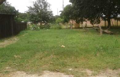 Imagem: O terreno possui 30m² de Área e está localizado em Teixeirão