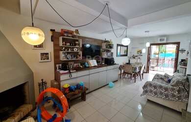 Imagem 4: Porto Alegre - Casa Padrão - Portal do Guarujá