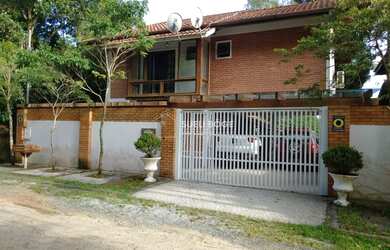 Imagem 2: CAMBORIÚ - Casa Padrão - CENTRO