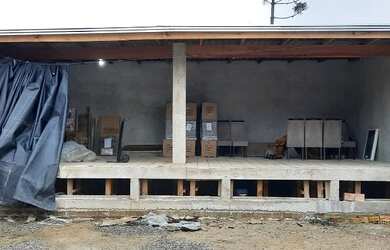 Imagem 1: Terreno 850,00. 360m² de Áreae5 Vagas na garagem