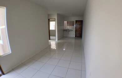 Imagem: A casa possui 3 Dormitórios, 1 Banheiro, 1 Vaga na garagem