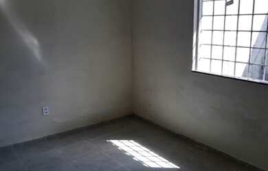 Imagem 13: Casa para aluguel e venda possui 70 metros quadrados em COHAB Anil I