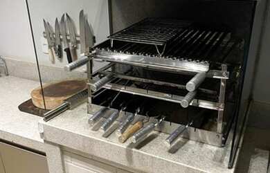 Imagem: A casa em condomínio possui 3 Dormitórios, 5 Banheiros, 4