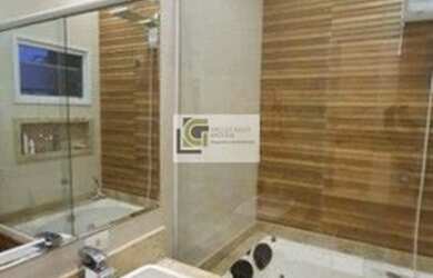 Imagem: A casa possui 3 Dormitórios, 2 Banheiros, 4 Vagas na garagem