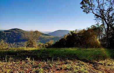 Imagem: O terreno possui 140.000m² de Área e está localizado em