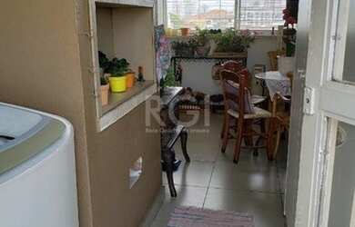 Imagem 16: Porto Alegre - Apartamento Padrão - Azenha