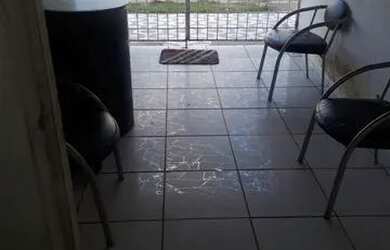 Imagem: A casa possui 2 Dormitórios, 1 Banheiro e está localizado