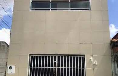 Imagem: A casa possui 2 Dormitórios, 2 Banheiros, 1 Vaga na garagem