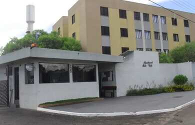 Imagem: O apartamento possui 3 Dormitórios, 1 Banheiro, 1 Vaga na garagem