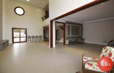 Imagem: A casa possui 3 Dormitórios, 5 Banheiros, 5 Vagas na garagem