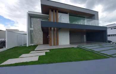 Imagem: A casa em condomínio possui 4 Dormitórios, 3 Banheiros, 5