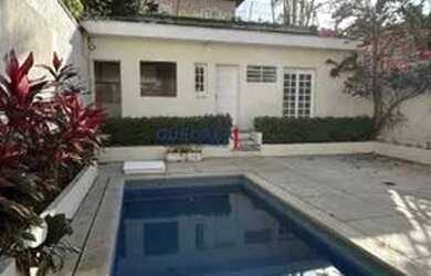 Imagem: A casa possui 4 Dormitórios, 5 Banheiros, 5 Vagas na garagem