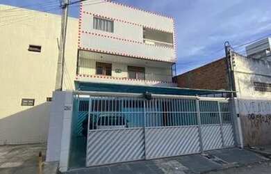 Imagem: O apartamento possui 5 Dormitórios, 5 Banheiros, 4 Vagas na